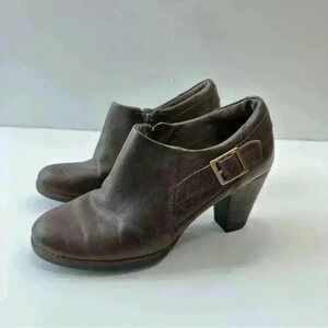 Clarks Bendables Brown Leather Ankle Booties‎ with Heel Womens Shoes Size 6